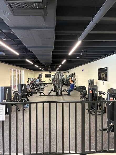 Building Photo - 408 NW 68th Ave