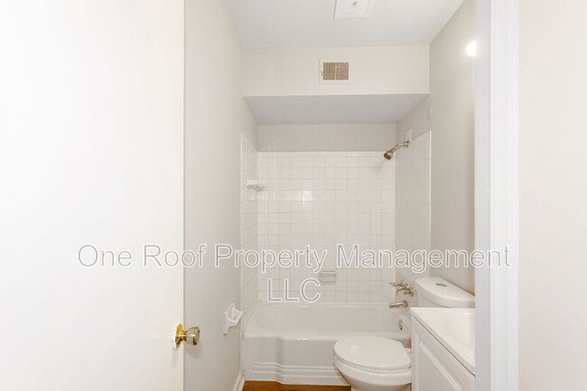 Building Photo - 640 N 31 St