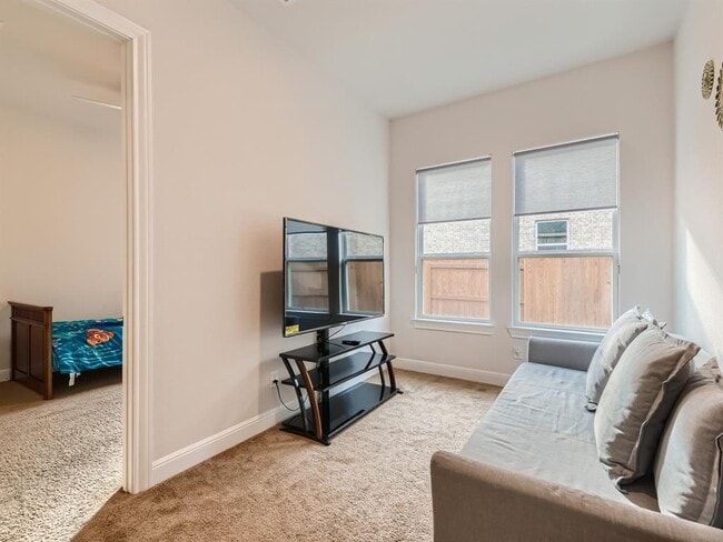 Building Photo - 19404 Fernando Trl