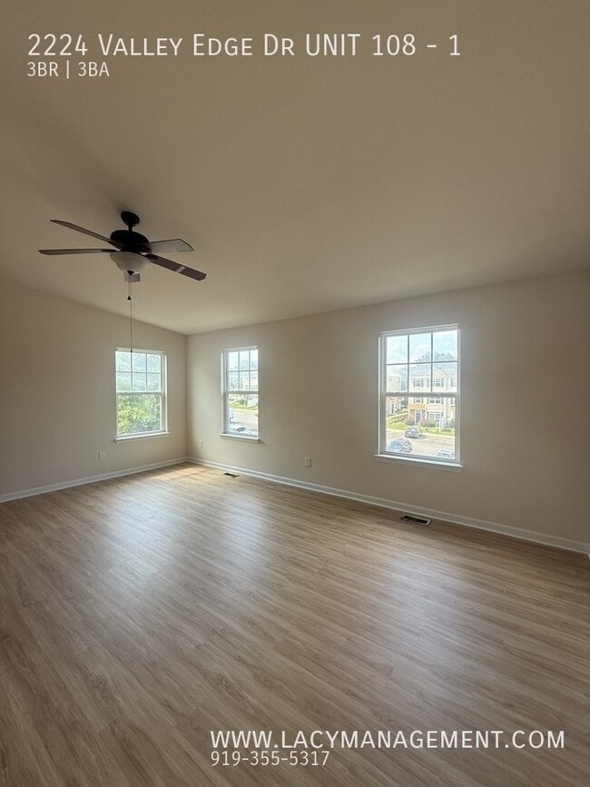 Building Photo - 2224 Valley Edge Dr