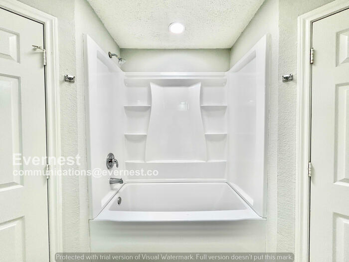 Building Photo - 1408 Sunny Glen St