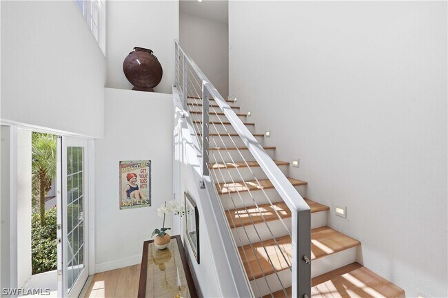 Building Photo - 818 Tanbark Dr