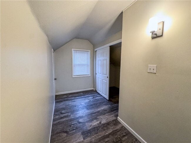 Building Photo - 283 Forgham Rd