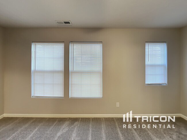 Building Photo - 4350 Kellybrook Dr