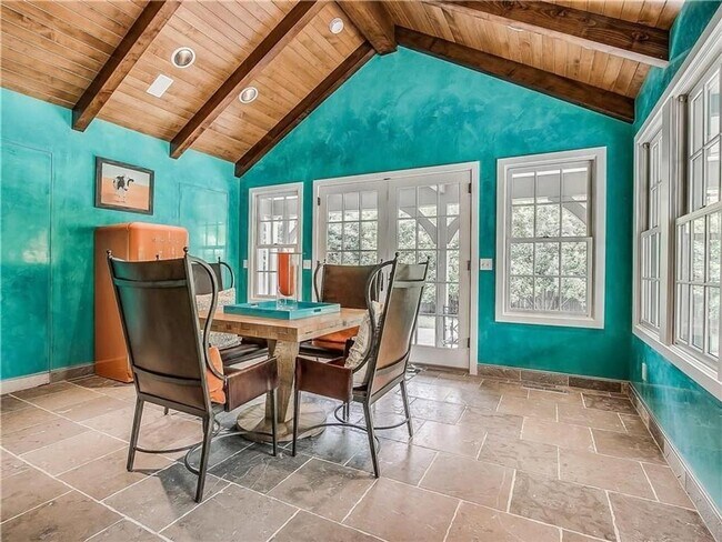 Building Photo - 1109 NW 55th St