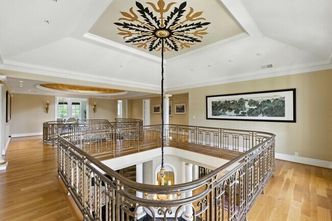 Building Photo - 90 Broadacres Rd