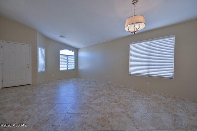 Building Photo - 2468 E Stone Stable Dr