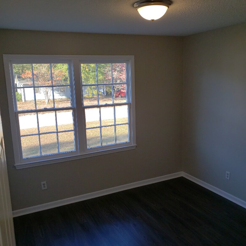 Building Photo - 119 Meadow Wood Dr