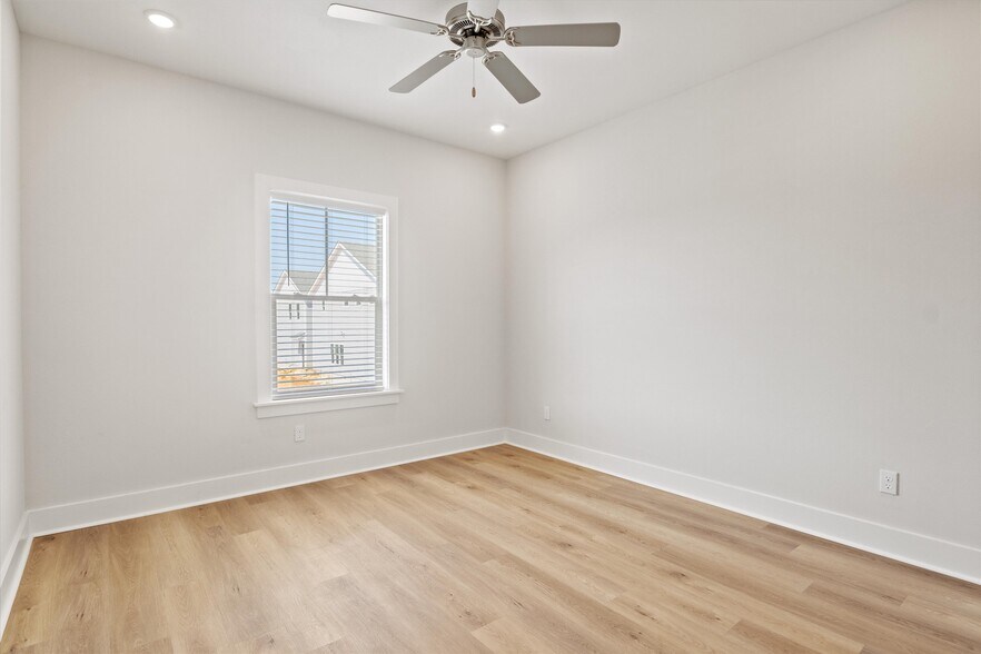 Building Photo - 4084 Ivy Green Trl