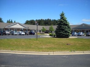 Building Photo - 530 N Michigan Ave