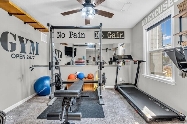 Building Photo - 315 Steeples Blvd