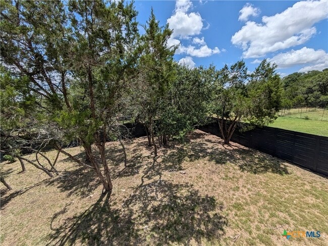 Building Photo - 360 Caveside Dr