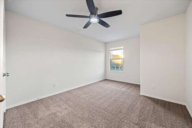 Building Photo - Move-In Ready Home with Resort-Style Backyard