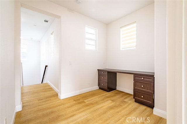 Building Photo - 3152 E Olympic Dr