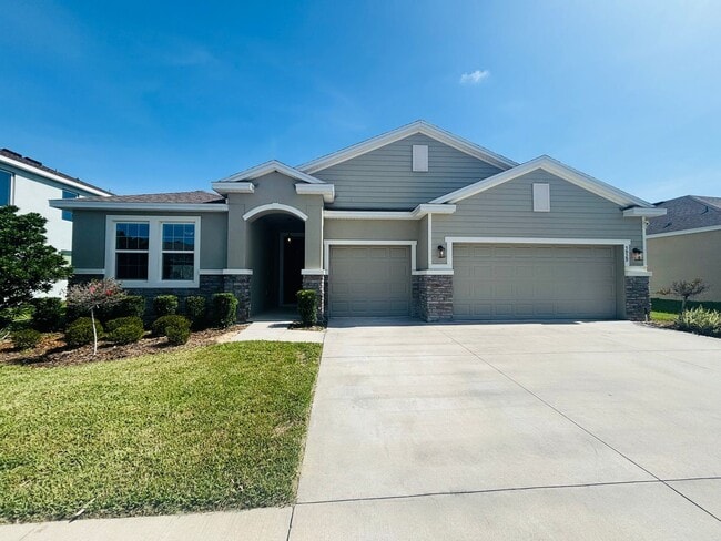 Building Photo - Beautiful Home (Must See!!) W/ Mother In-L...