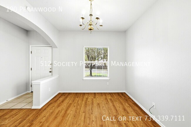 Building Photo - 190 Pecanwood N
