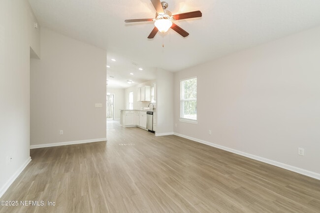 Building Photo - 416 Palm St