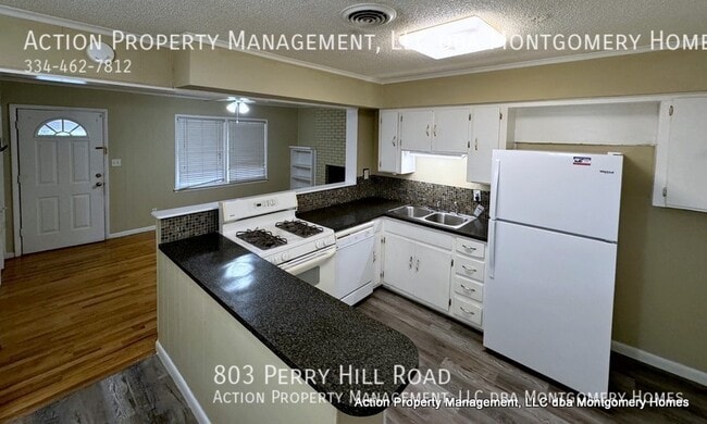 Building Photo - 803 Perry Hill Rd