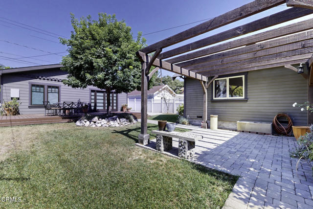 Building Photo - 1845 Las Lunas St
