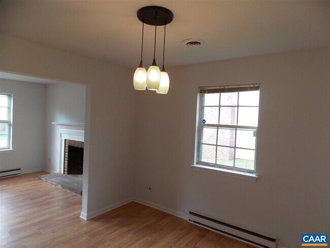 Building Photo - 748 Orangedale Ave