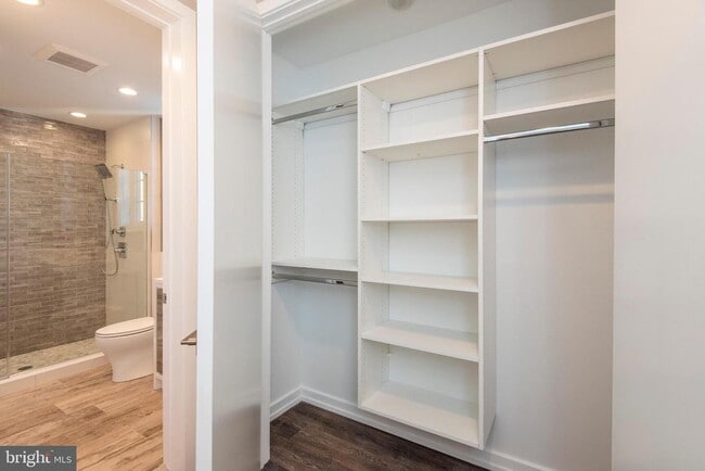 Building Photo - 1340 S 13th St