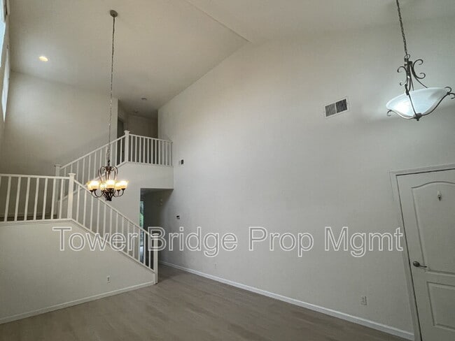 Building Photo - 8459 Terracotta Ct