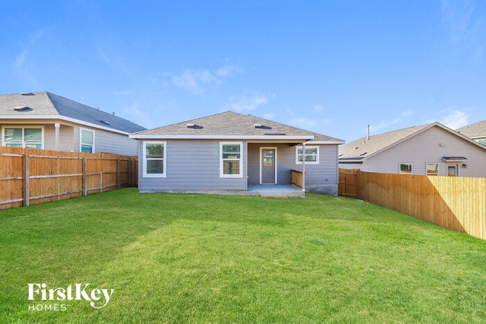 Building Photo - 13027 Rosemary Cove