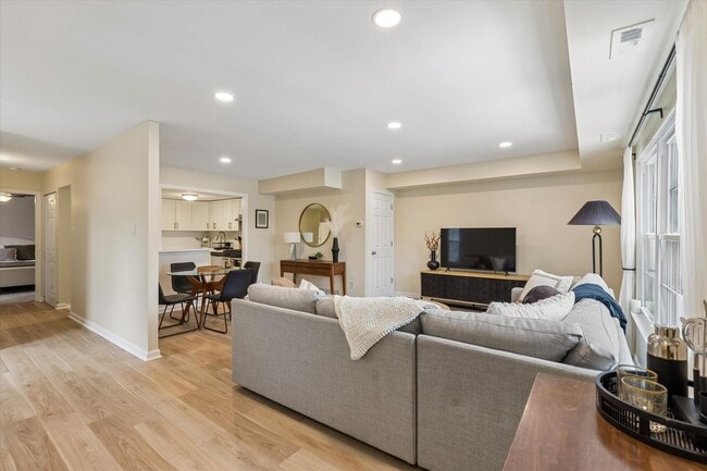 Building Photo - Bright & Renovated 1B/1B Condo with Pool, Tennis, & Chester Valley Trail Access – Old Forge Crossing