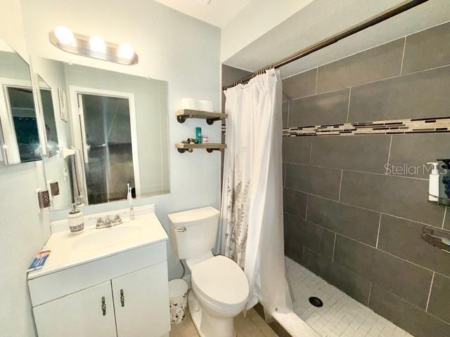 Building Photo - 660 Cloudcroft Dr