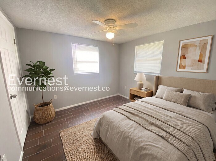 Building Photo - 6723 Ranchwood Loop