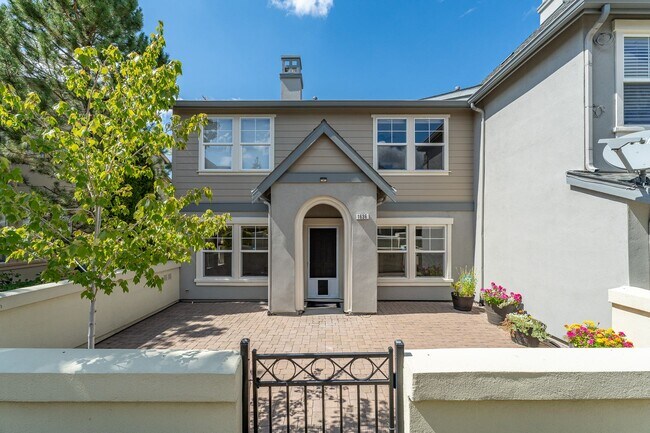 Primary Photo - Somersett Rental