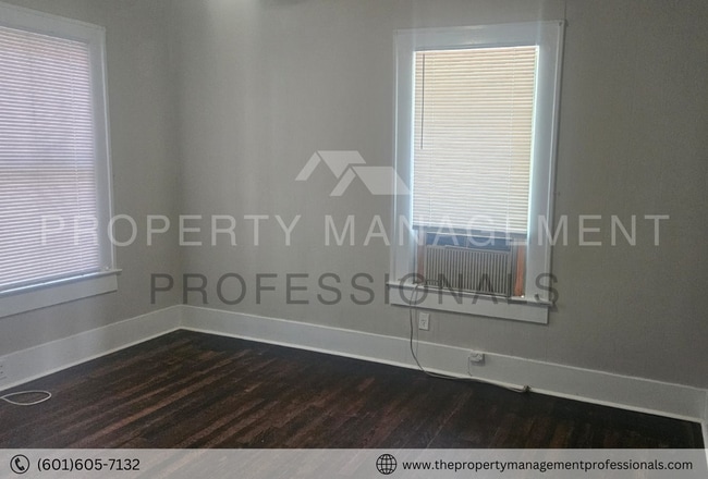 Building Photo - 2308 St. Charles-