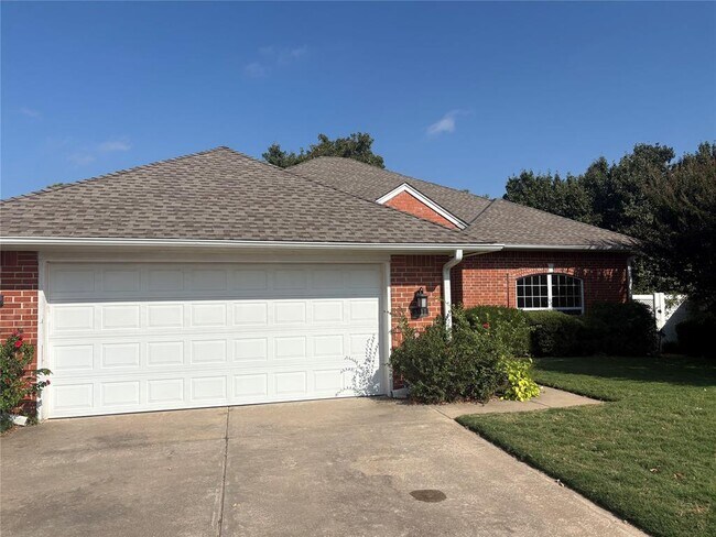 Primary Photo - 3717 Barwick Dr