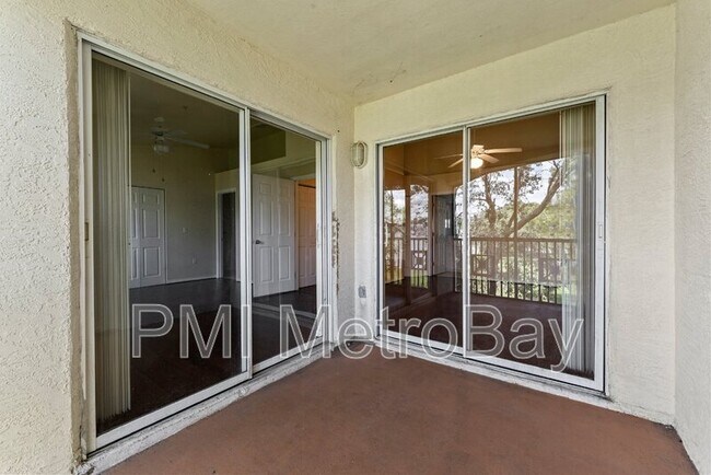 Building Photo - 5039 Sunridge Palms Dr