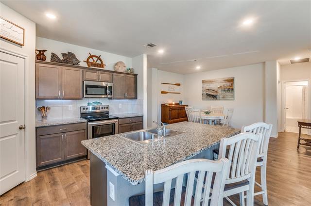 Building Photo - 563 Ranch Trail