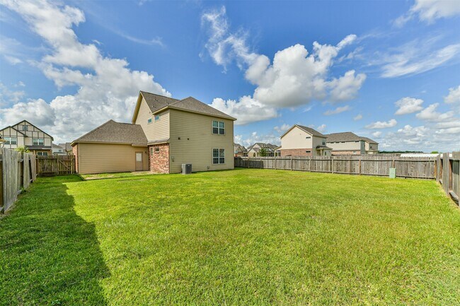 Building Photo - 3216 Walden Breeze Ct