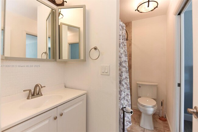 Building Photo - 781 Little Pine Dr
