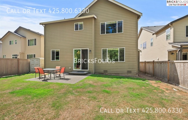 Building Photo - 10550 Sheridan Cres NE