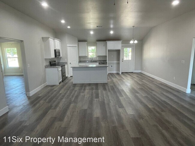 Building Photo - 3 br, 2 bath House - 99 Kat's Ave