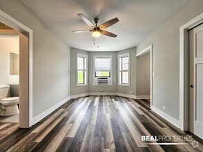 Building Photo - 0 bedroom in GLENCOE IL 60022