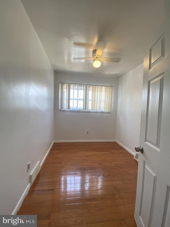 Building Photo - 12673 Biscayne Dr