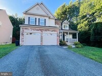 Building Photo - 115 Topaz Cir