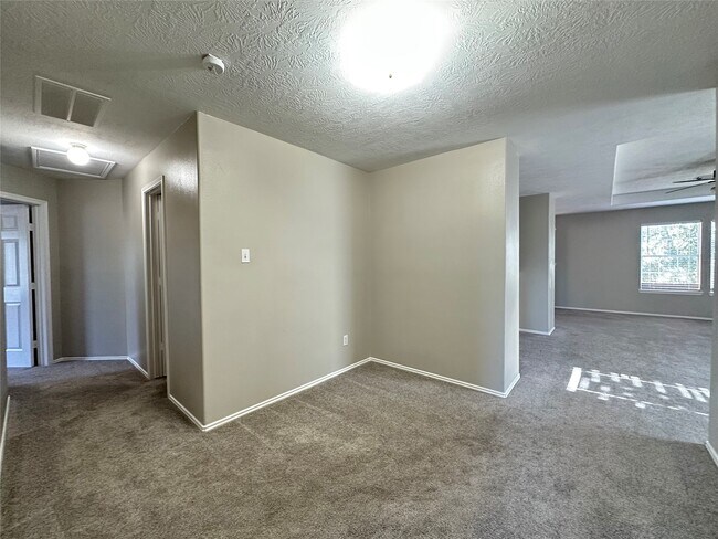 Building Photo - 1126 Desert Willow Ln
