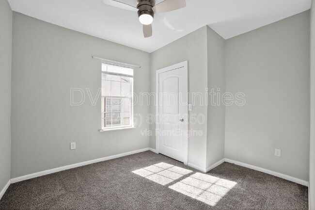 Building Photo - 3916 2nd St