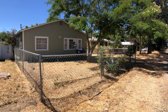 Building Photo - 6339 10th Ave