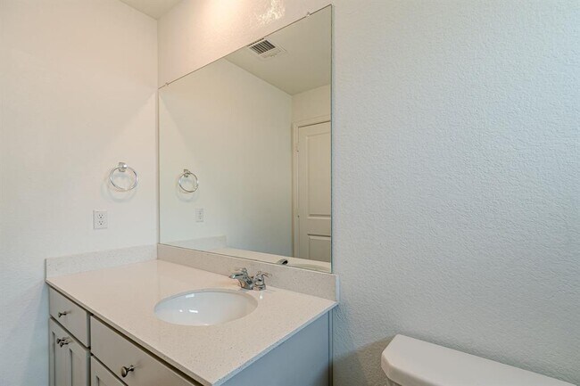 Building Photo - 341 Escondido Cir