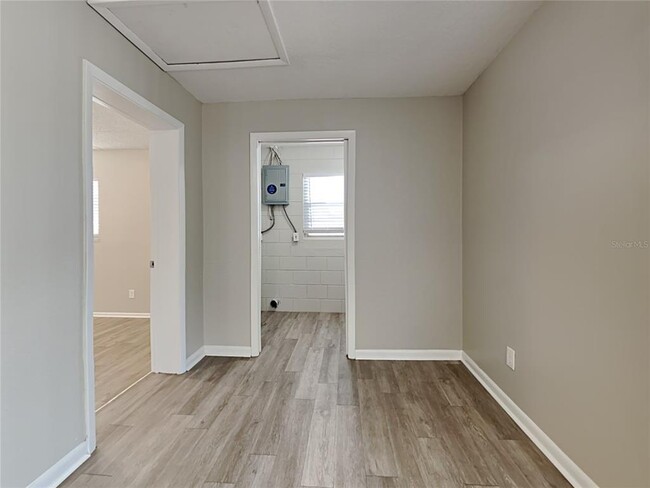 Building Photo - 1227 Hamilton Ave