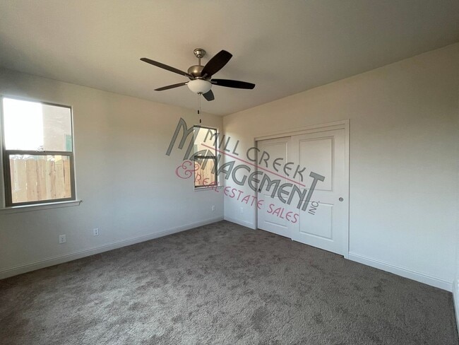 Building Photo - New home in the Beautiful Southern Highlan...