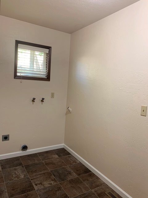 Building Photo - 1125 Tamera Dr