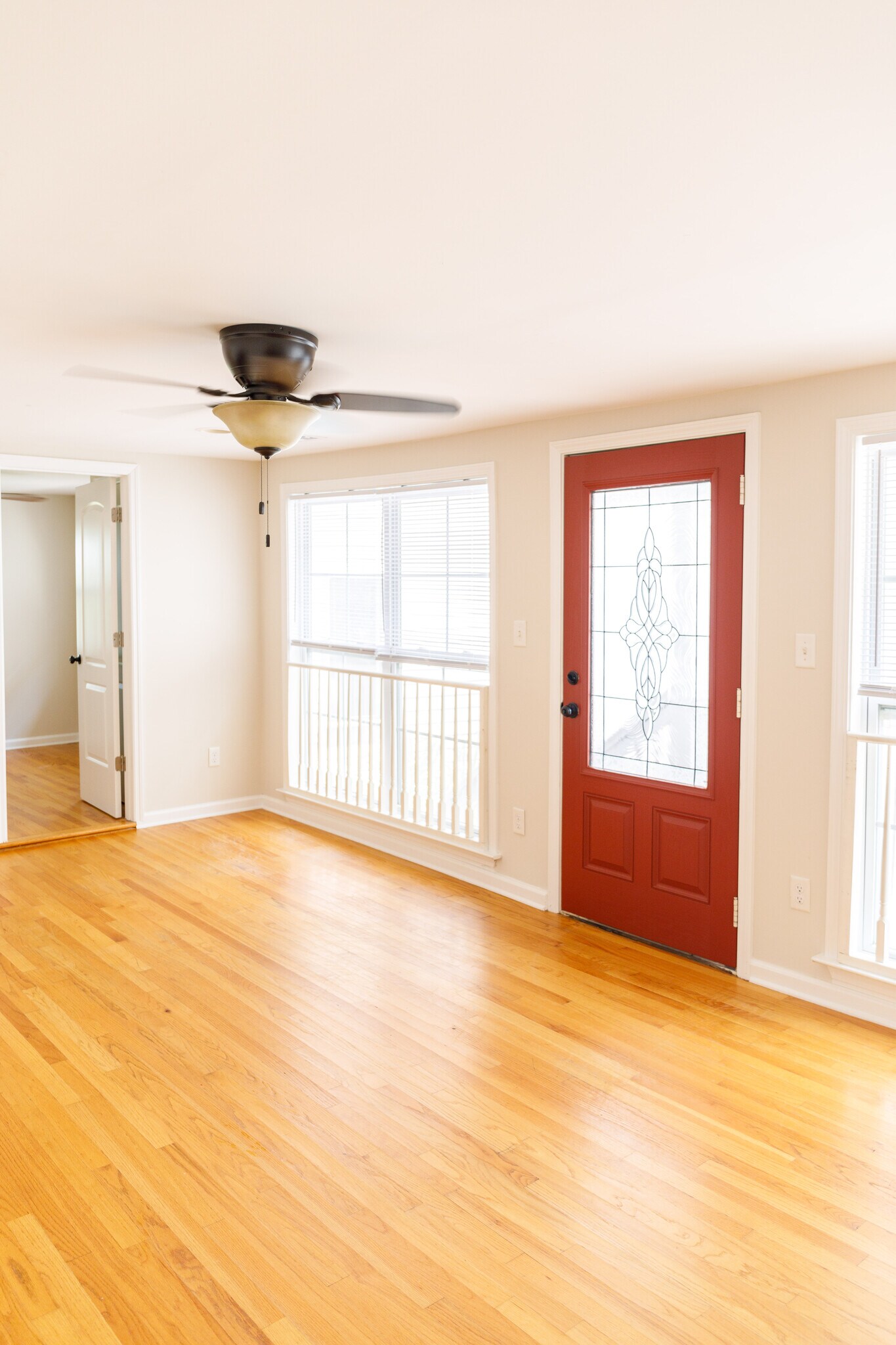 Building Photo - 116 America St